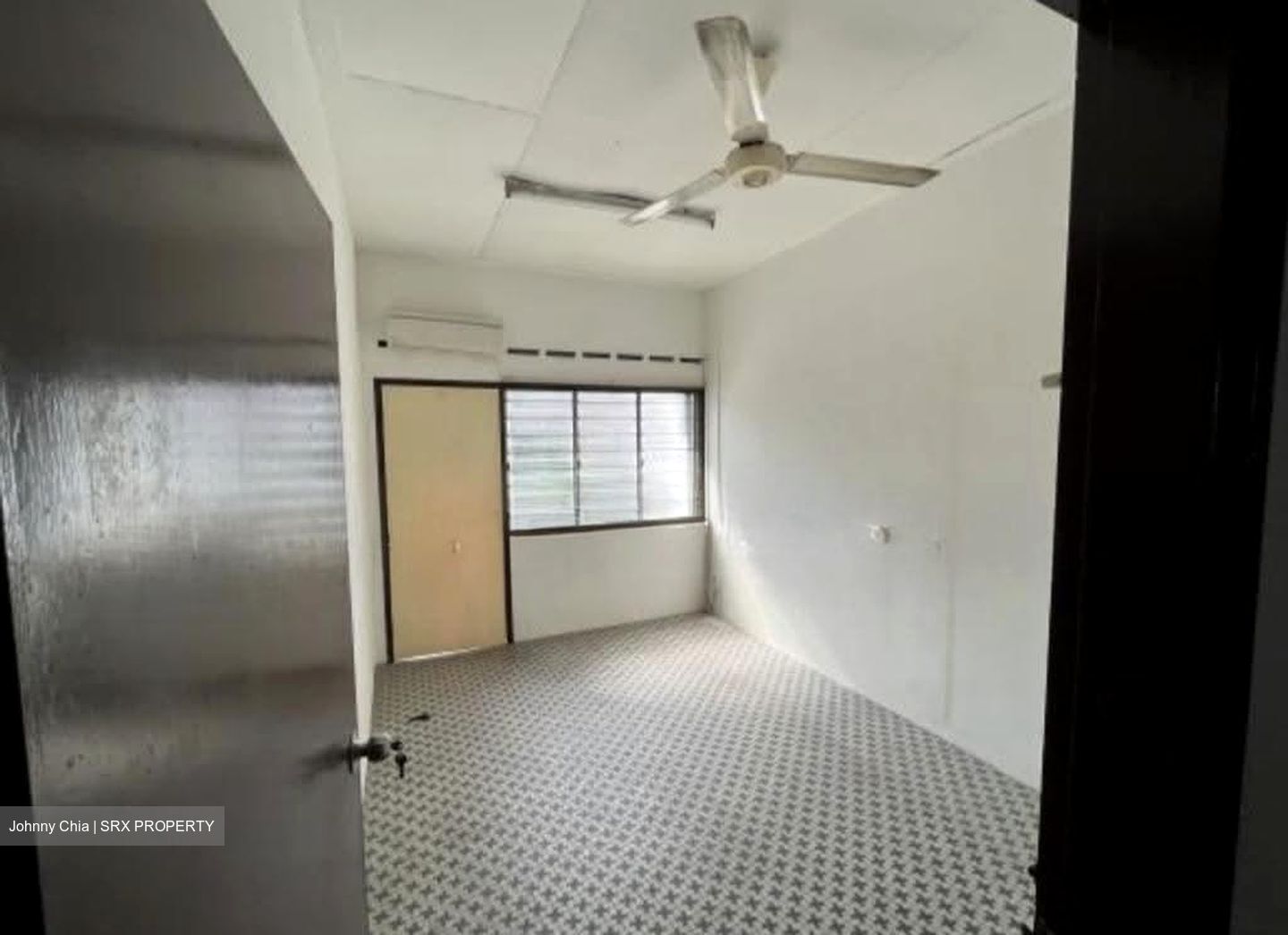 Peakview Estate (D16), Terrace #628828301